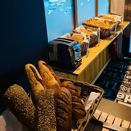 Ξενοδοχείο Le Sacca, Nouvelle Equipe Cauterets