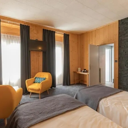 Hotel Le Sacca, Nouvelle Equipe