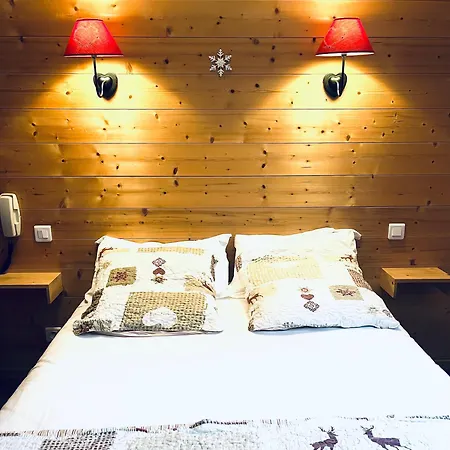 Hotel Le Sacca, Nouvelle Equipe Cauterets