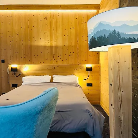 Hotel Le Sacca, Nouvelle Equipe Cauterets