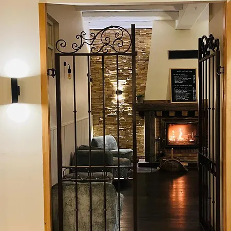 Le Sacca, Nouvelle Equipe Hotel Cauterets