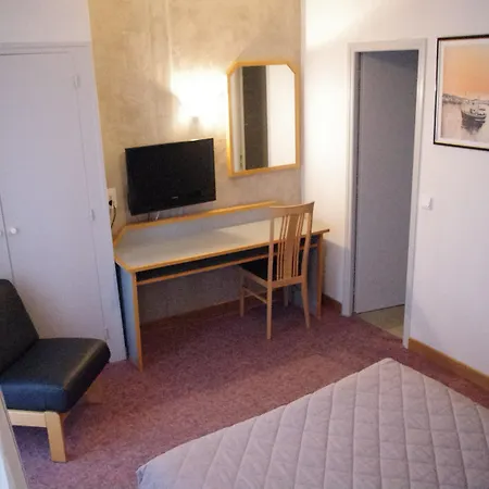 Le Sacca, Nouvelle Equipe Hotel