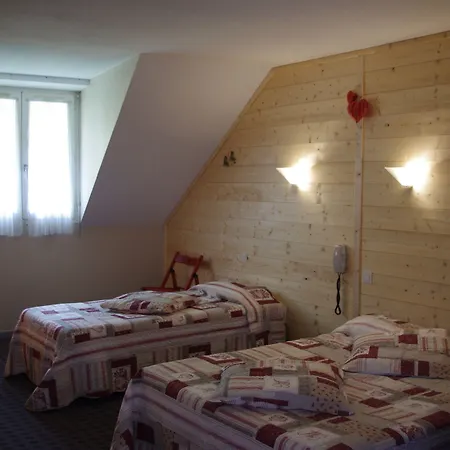 Hotel Le Sacca, Nouvelle Equipe