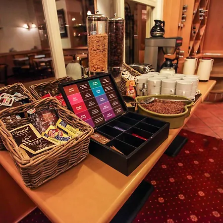 Le Sacca, Nouvelle Equipe Hotel Cauterets